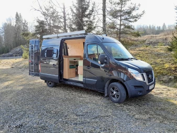 Marias Nissan Campervan – Stockholm