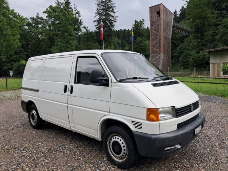 VW Campingbus von JERRY – Baar