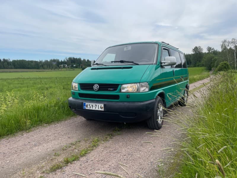 Bubble / Kupla, Jussi:n Retkeilyauto – Sipoo