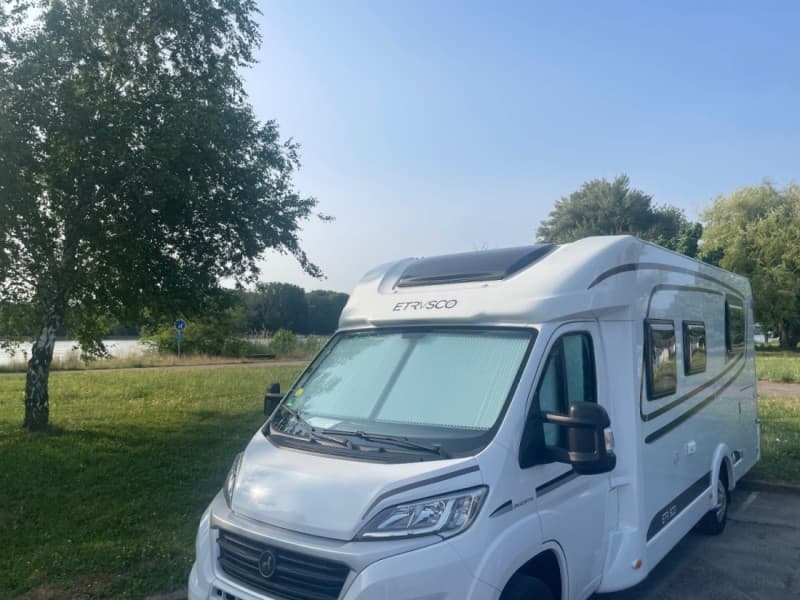 Etrusco Wohnmobil von Csaba – Embrach
