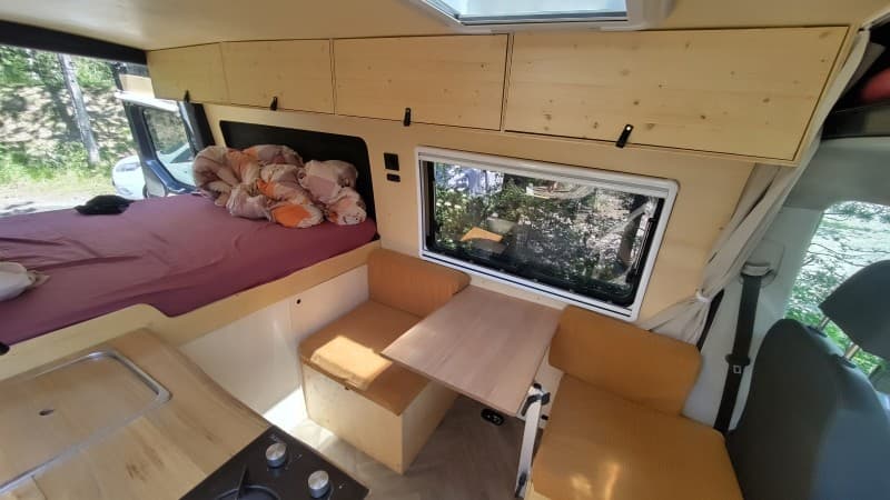 La cabane, Remy's Campingbus – Lausanne