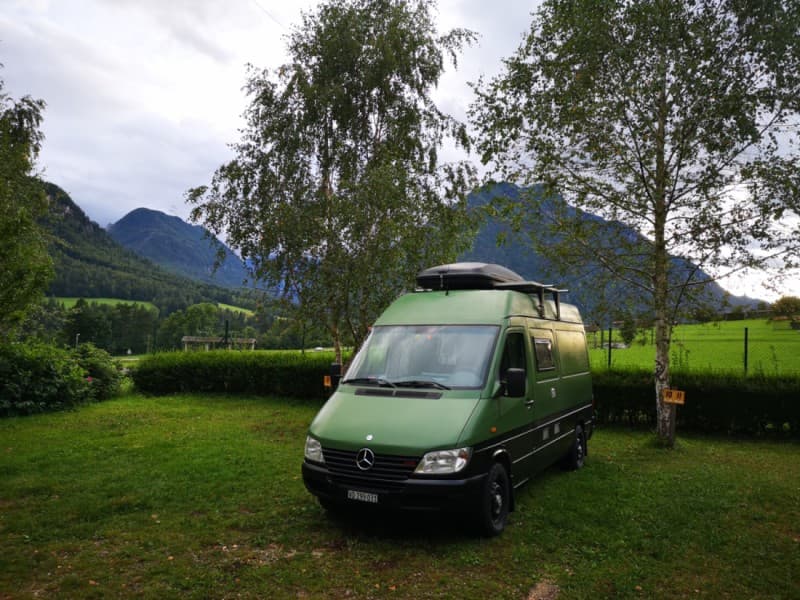 Mercedes Campingbus von Kevin – Onex