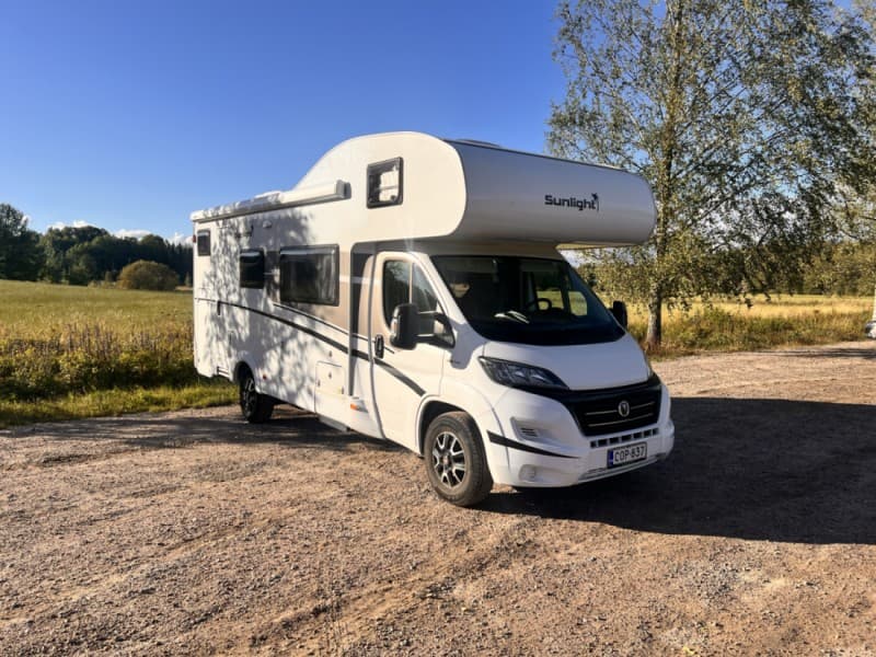 Tommin, Sunlight-Matkailuauto – Klaukkala