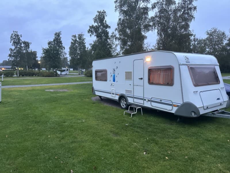 Eliass Knaus Husvagn – Örebro
