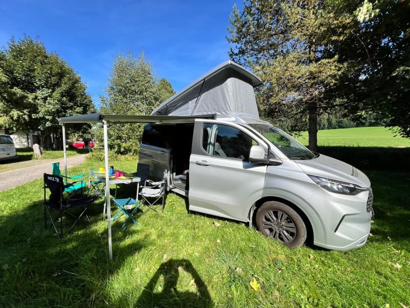 Vanythé, Yoann's Campingbus – Sion