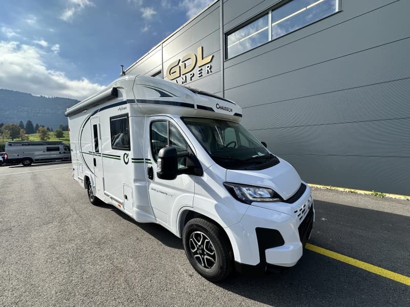Chausson Wohnmobil von Location – Corgémont