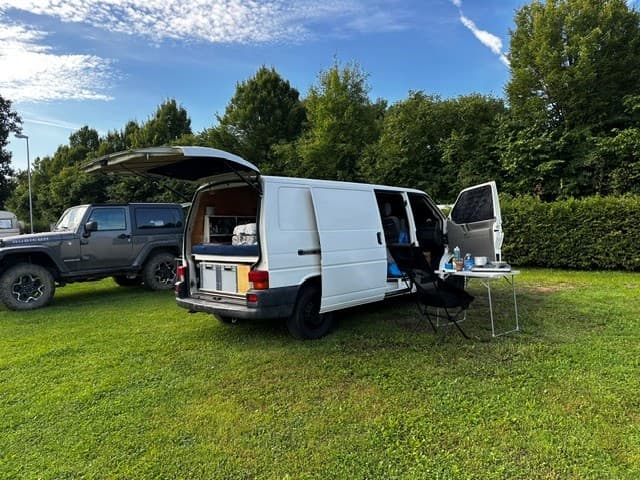 Pedro, Jessica's Campingbus – Widen