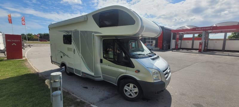 Off grid camper, Ivan:s Husbil – Staffanstorp