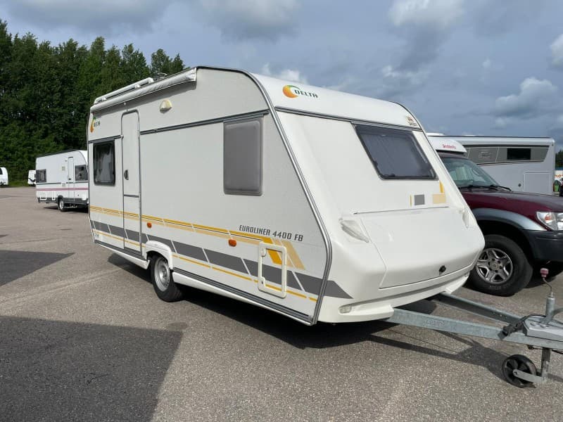 eemin, Delta-Matkailuvaunu – Laukaa