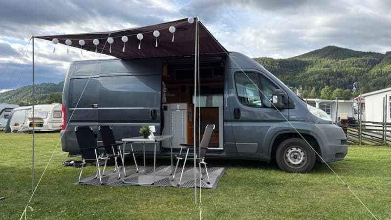 Woody The *GAS-FREE!* Campervan 😎, Leslie's Bybobil – Askim
