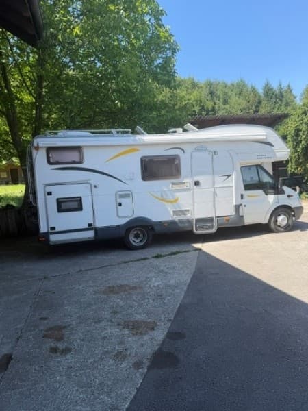 Ford Wohnmobil von Ivan – Birmensdorf