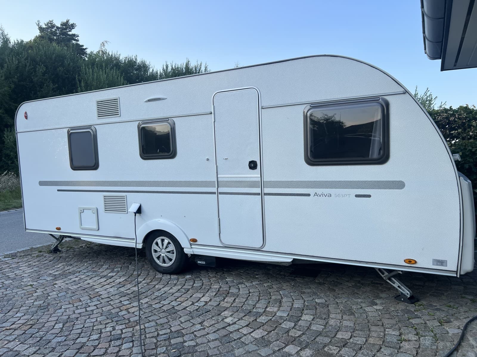 Larss Adria Campingvogn – Køge
