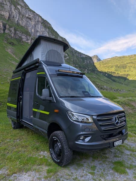 Captain Haddock, Yanick's Campingbus – Einsiedeln