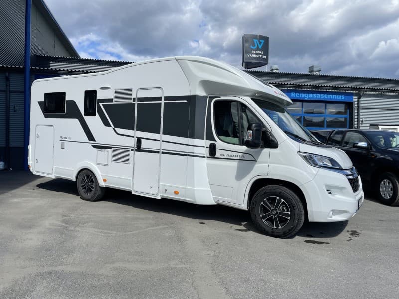 Aaronn, Adria-Matkailuauto – Joensuu