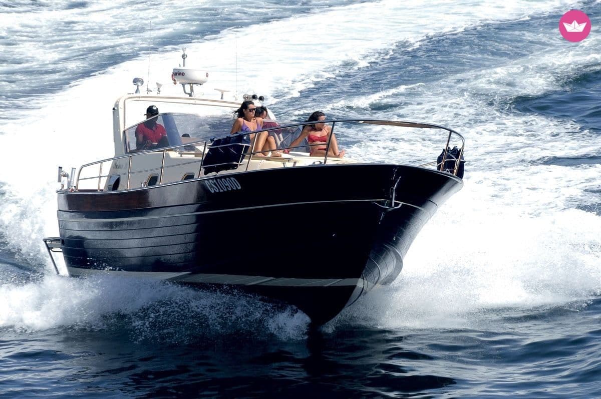 Nautica Esposito Futura 38 cabin – Sorrento