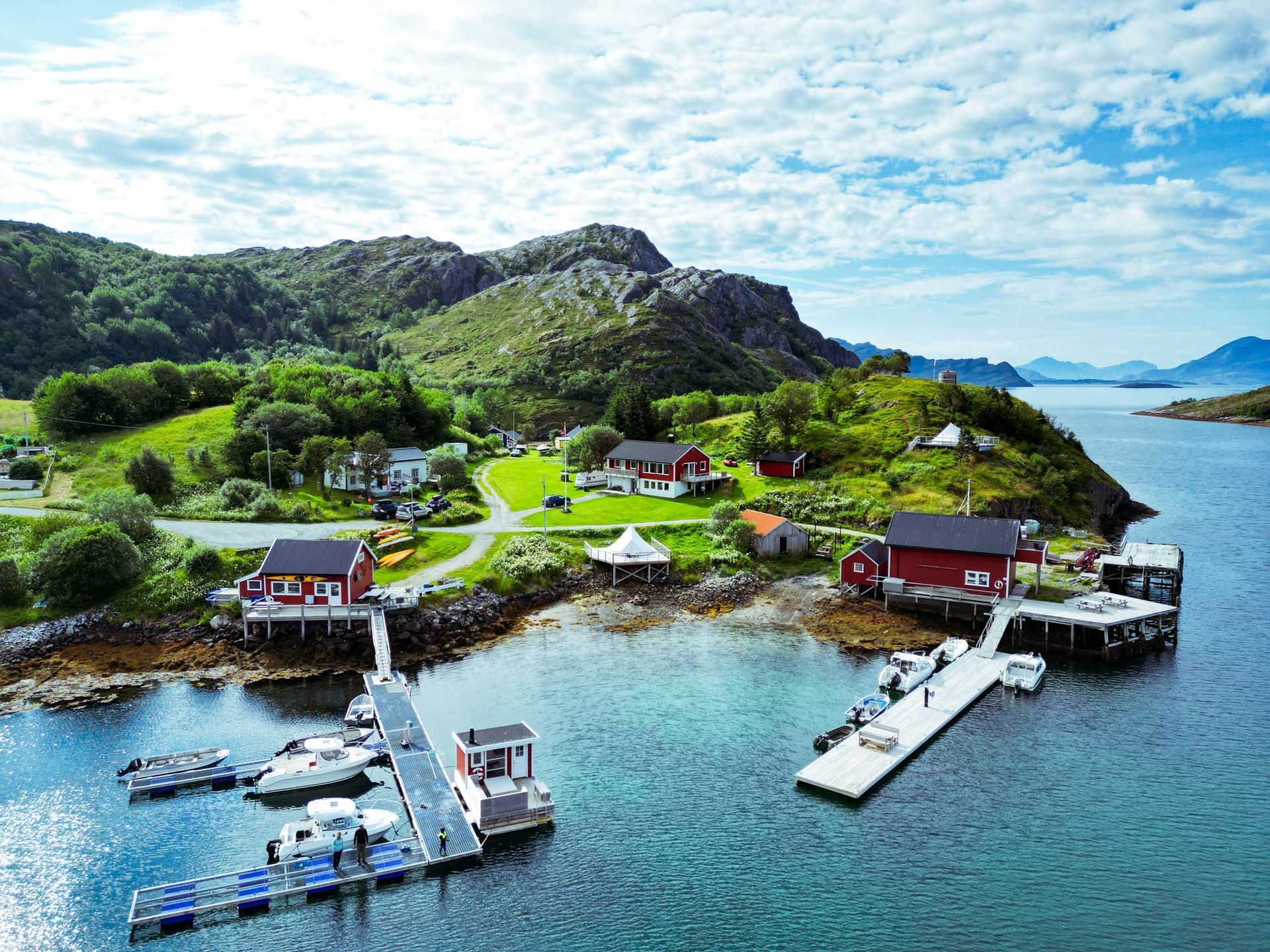 Helgelandsidyll på Rangsundøya – Selsøyvik