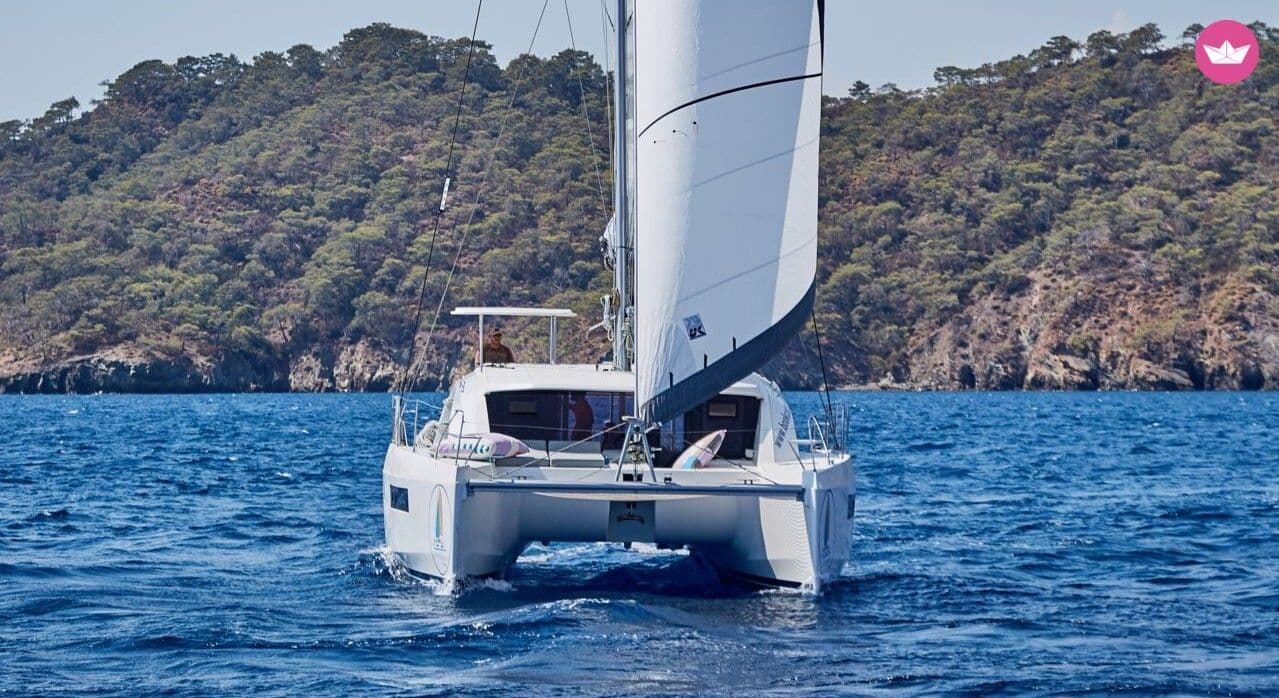 Robertson & Caine Leopard 40 – Tivat