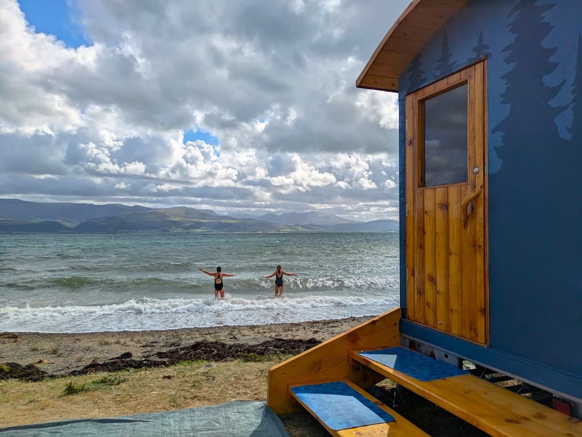 Cedar Hut Sauna - Cwt Sawna Cedr – Beaumaris