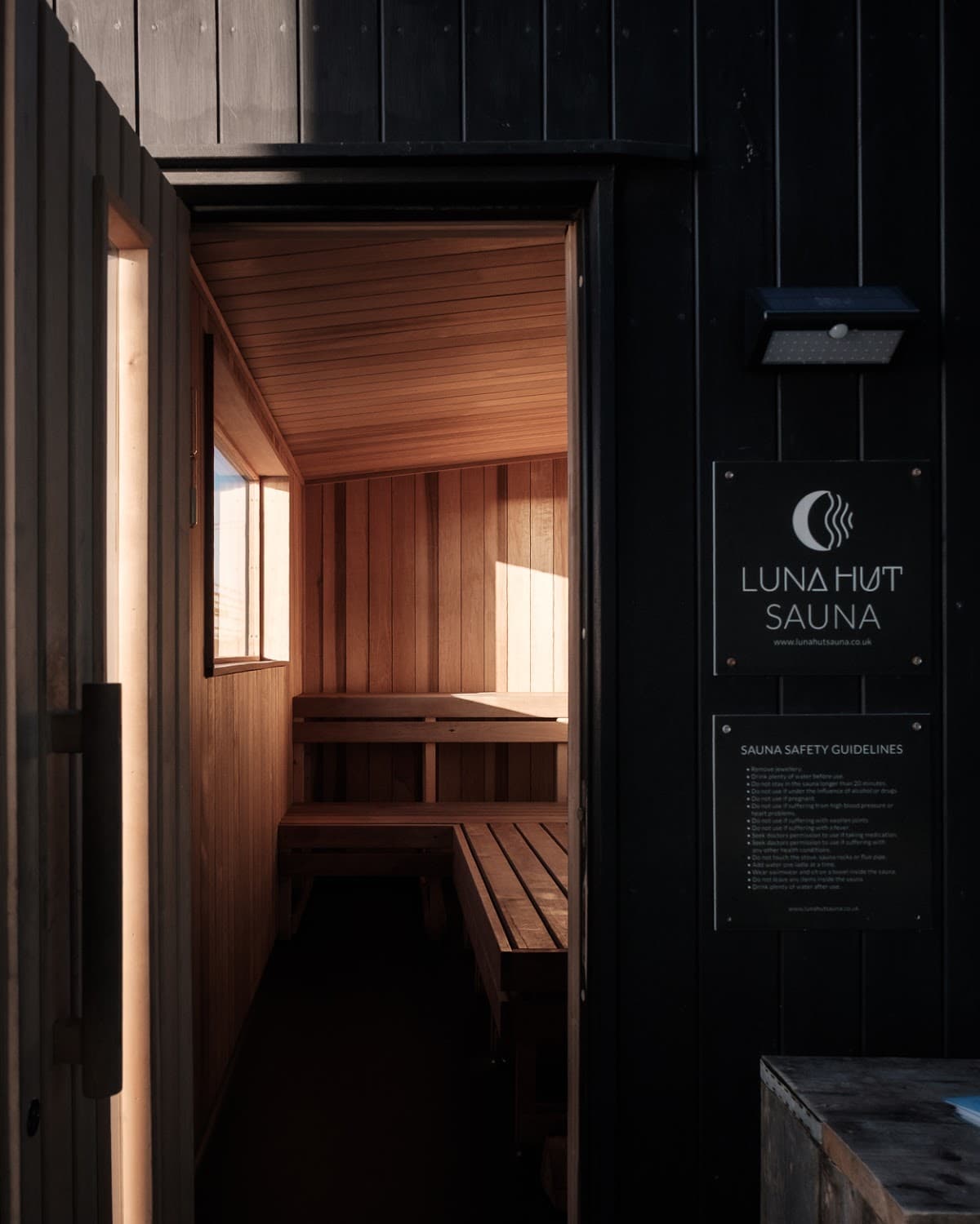 Luna Hut Sauna Worthing – Brighton
