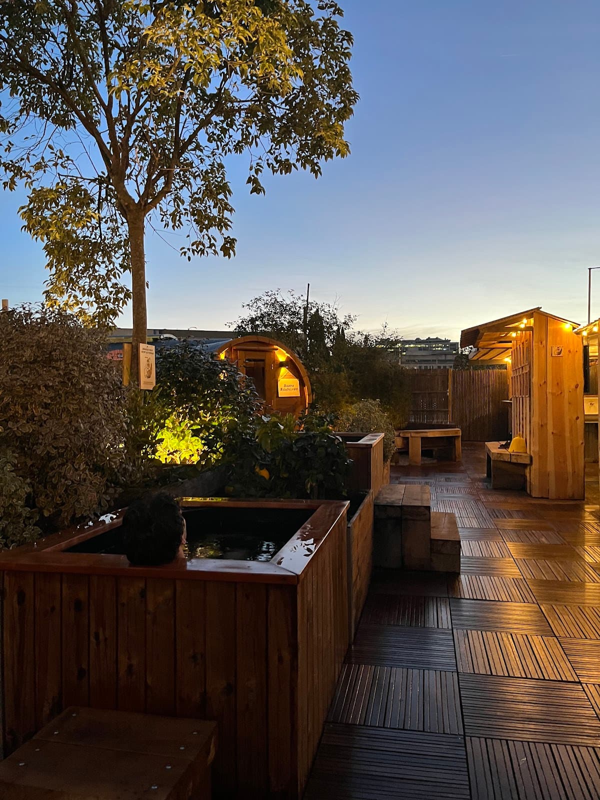 Sauna et Bains Collectifs – France