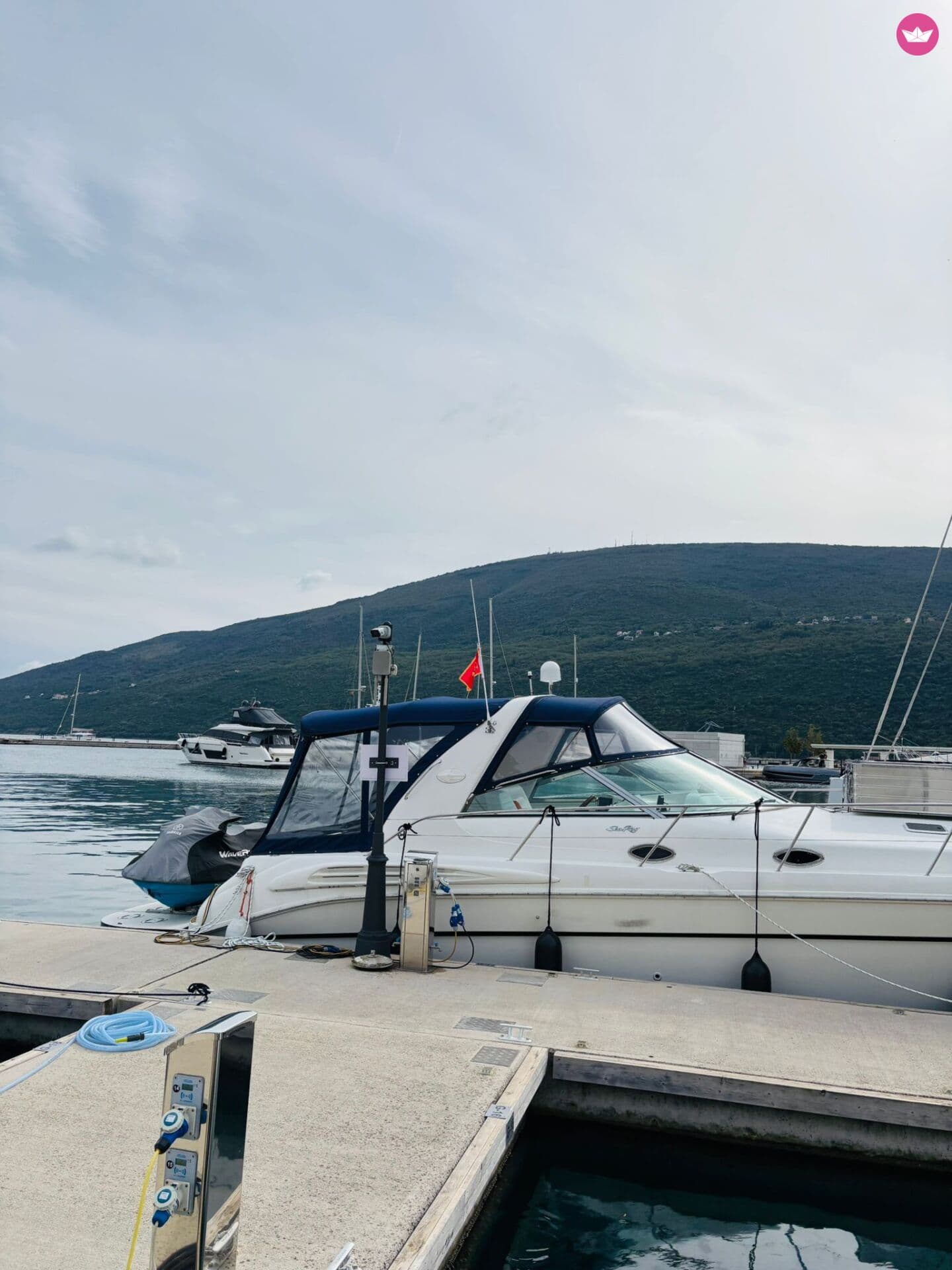Sea Ray 400 Sun Sport – Herceg Novi