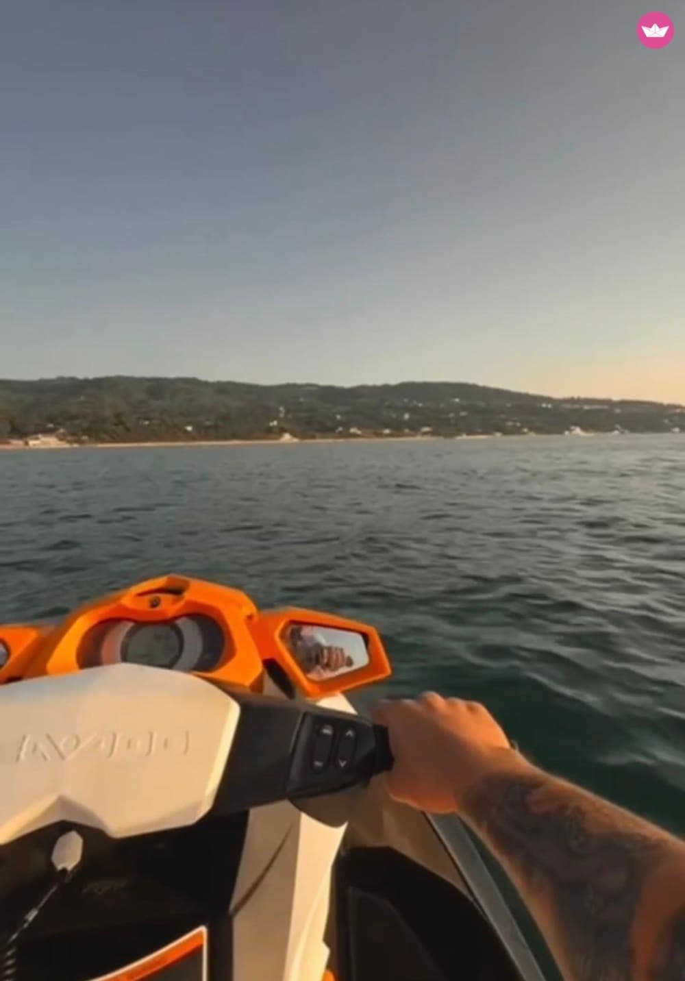 Two hours of pure adrenaline on the waters of Gargano on a jet ski. – Rodi Garganico
