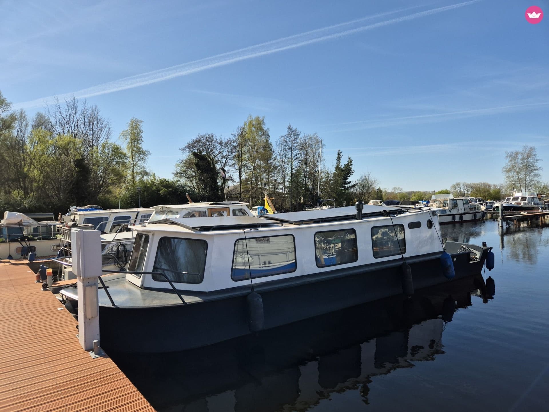 Unieke woonboot Volledig elektrisch! – Aalsmeer